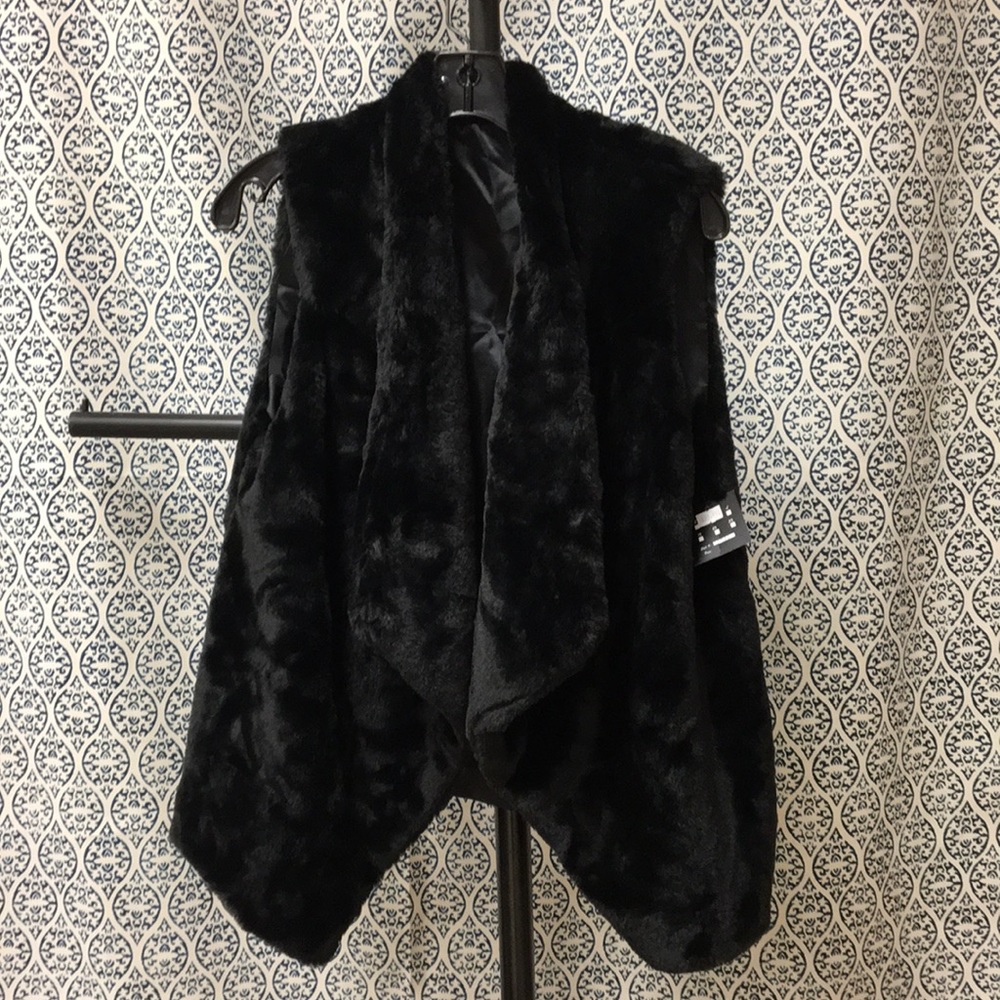Simonetta black fur vest size M/L